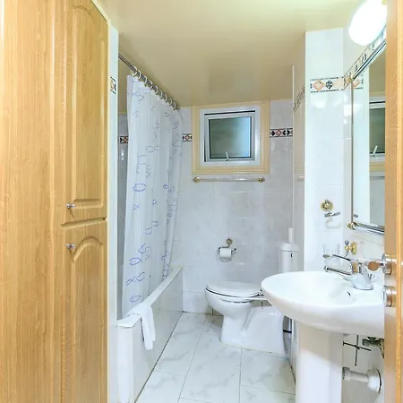 Les Palmiers House Apartment Larnaca Exterior photo